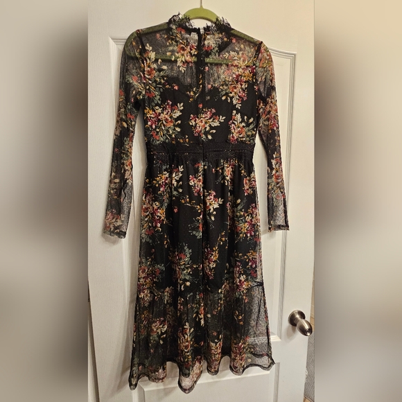 Forever 21 Black Floral Dress - Picture 2 of 3